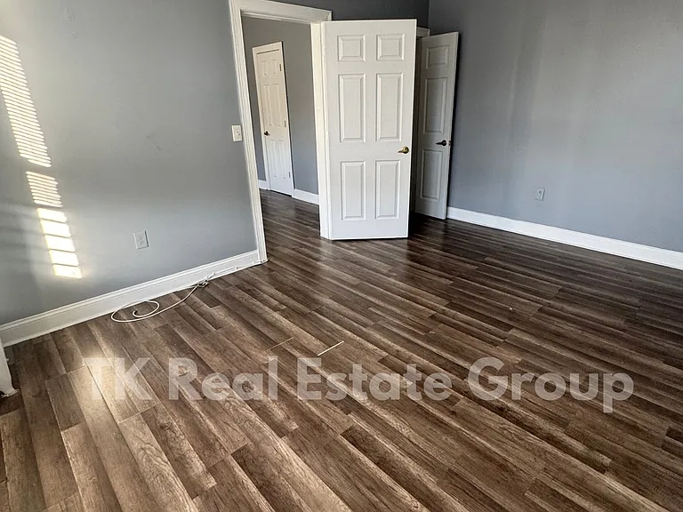 42 W 29th St #4B — Photo 6