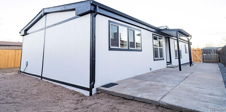 1st image of 118 Yakima Street