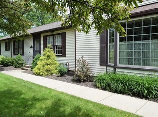 6895 Post Ln, Hudson, OH 44236