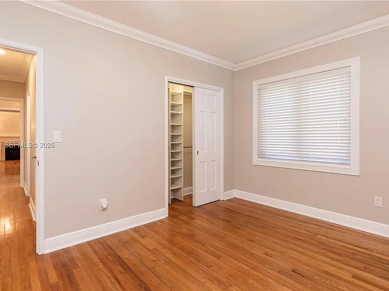 1350 Mendavia Ave — Photo 16