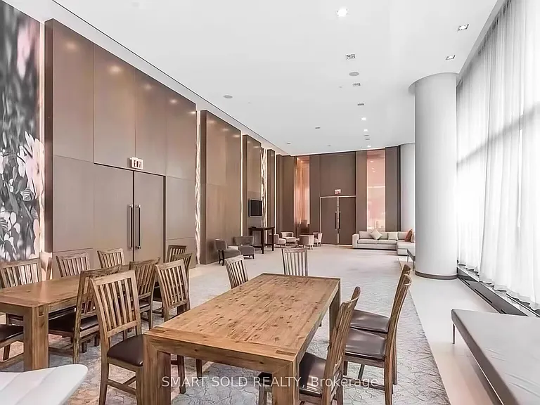 121 McMahon Dr #3208 — Photo 12