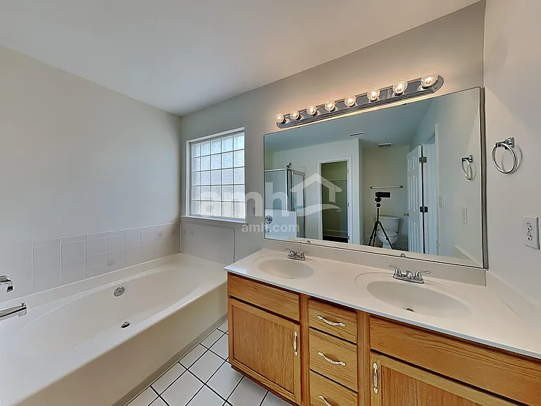 3437 Continental Dr — Photo 15