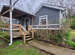 308 E McCormick St, Prairie Grove, AR 72753