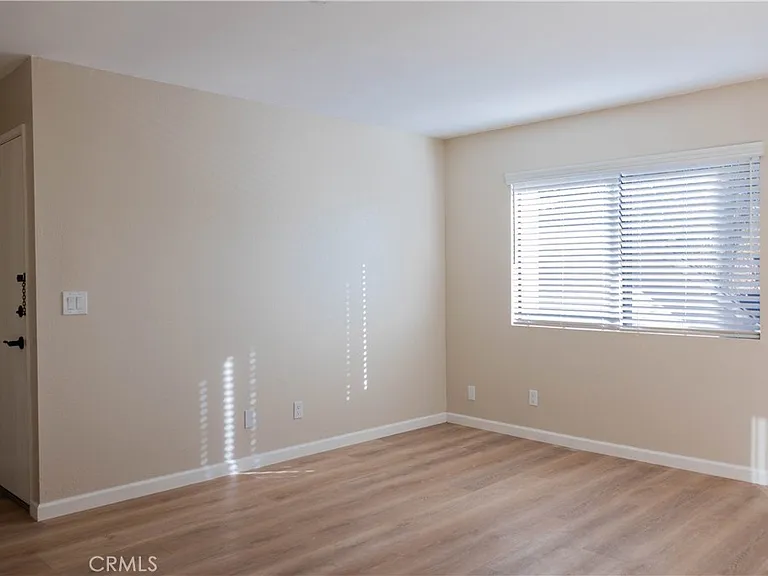 1219 N Edwards St #33 — Photo 8