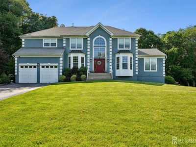 4 Emily Rd, Manalapan, NJ, 07726