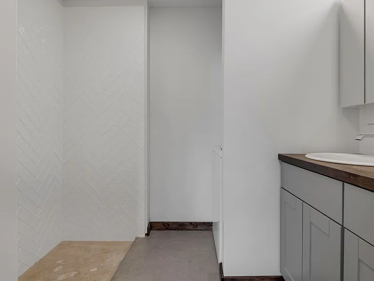 374 Wooden Spur Dr — Photo 6