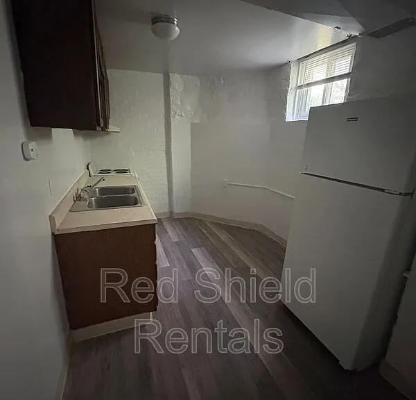 413 W Forest Ave #6 — Photo 2