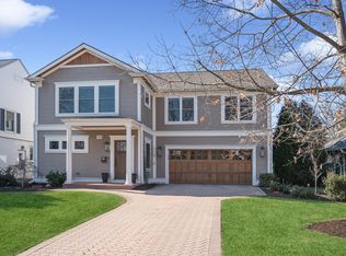 726 Forest Rd, Glenview, IL 60025