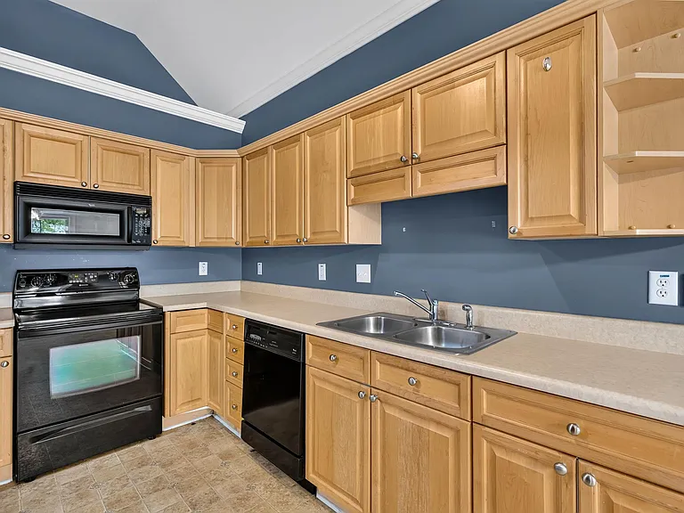 5639 Colony Ln — Photo 7