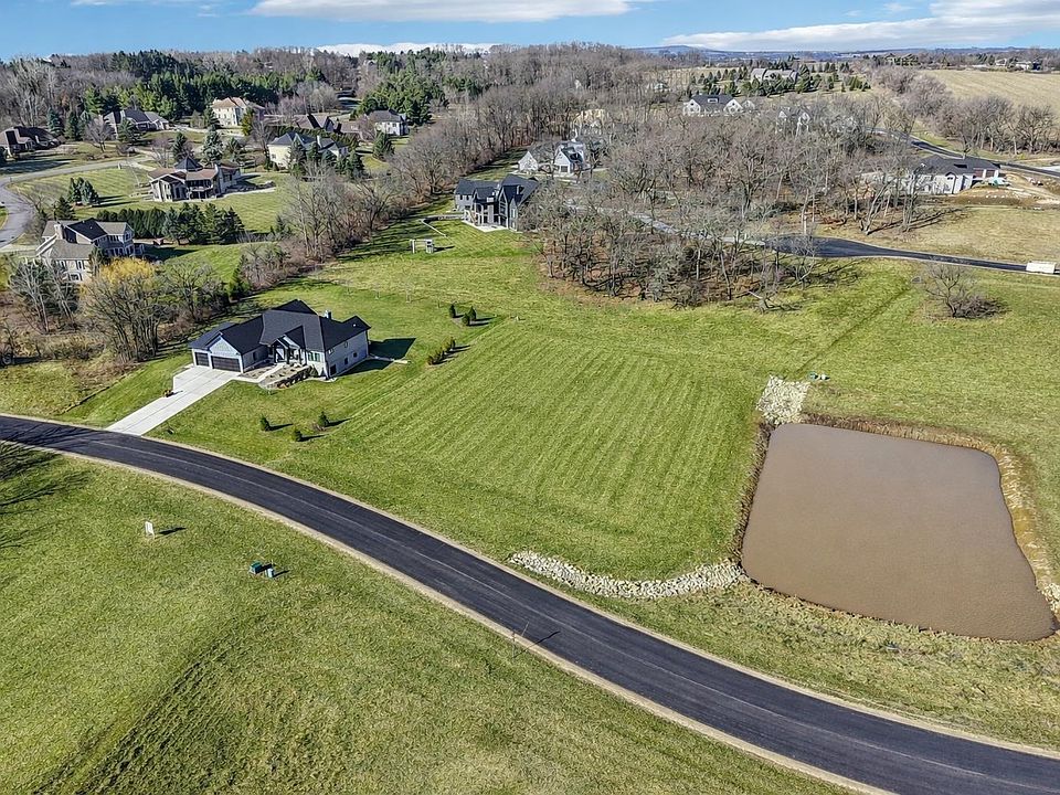 1st image of 15 White Cedar Dr