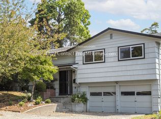 1228 SW Chestnut Dr, Portland, OR 97219