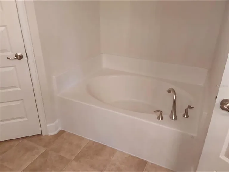 2275 Pecos Ct — Photo 2