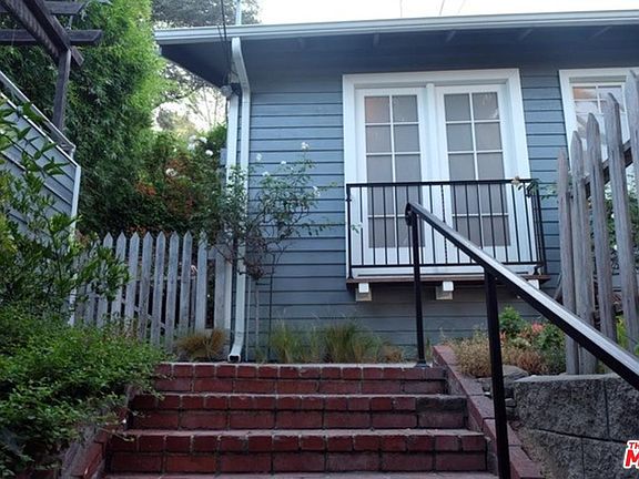 2nd image of 2458 Cheremoya Ave