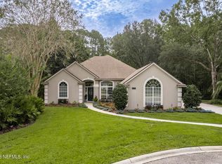 8733 Hunters Creek Dr S, Jacksonville, FL 32256
