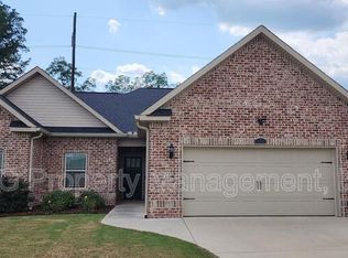 130 Logans Mill Trl, Warner Robins, GA 31093