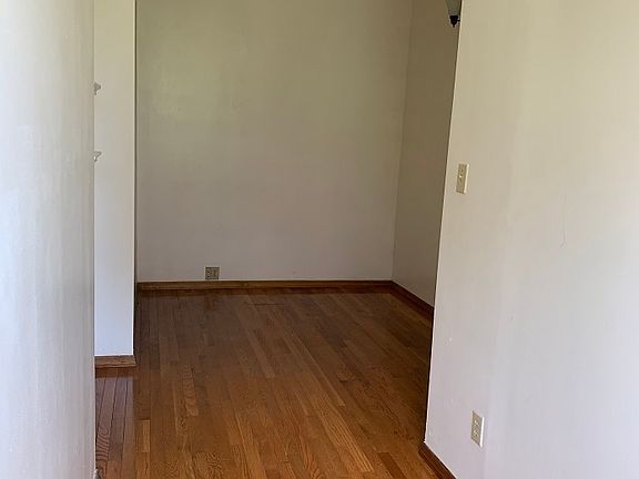 3rd image of 41 Essex St #8A