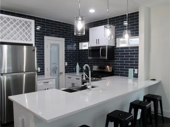 705 Harris Ave #A, Austin, TX 78705