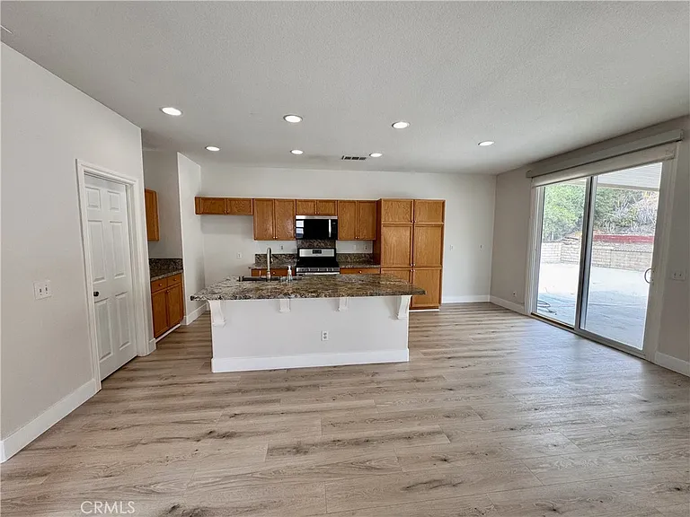 15068 Knollwood St — Photo 4