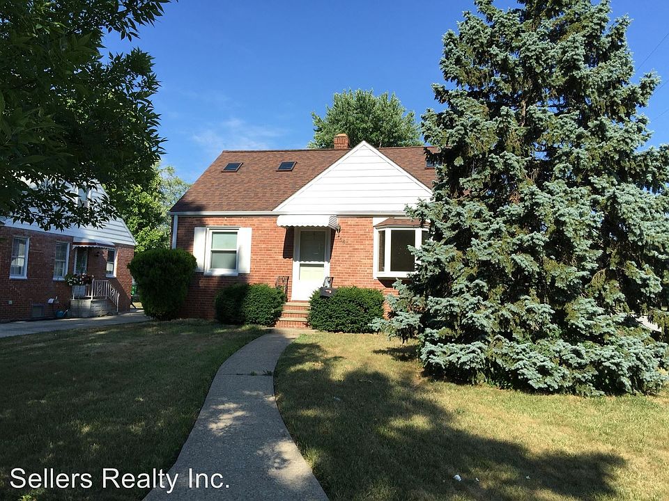 1st image of 755 E 256th St