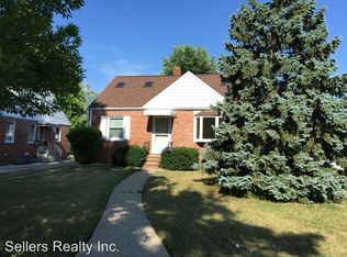 755 E 256th St, Euclid, OH 44132