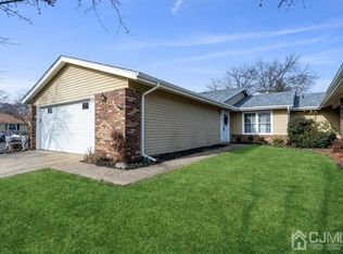392 Hystrix Plz, Monroe Township, NJ