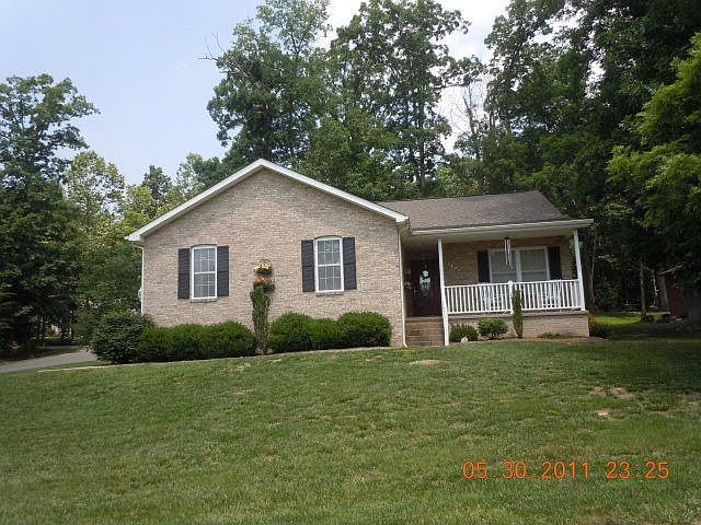 1st image of 117 Kaylor Cir