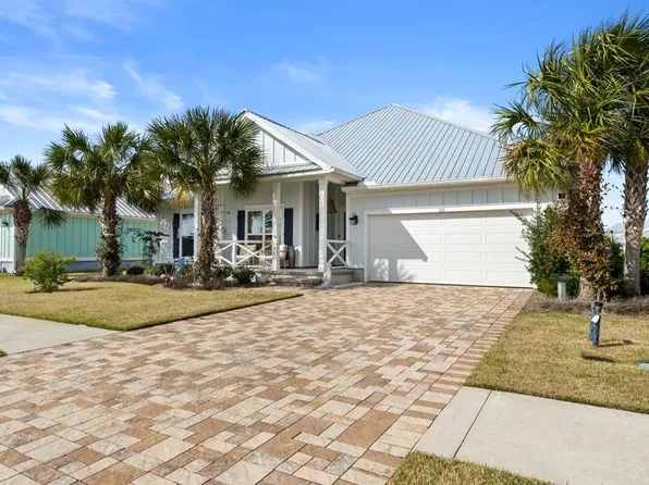 111 Saint Christopher St, Mexico Beach, FL 32456