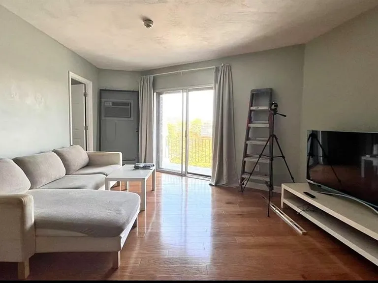 215 Thomas Burgin Pkwy #42 — Photo 5