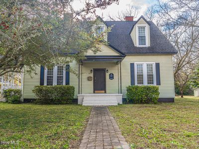 301 W Central Street, Maxton, NC, 28364