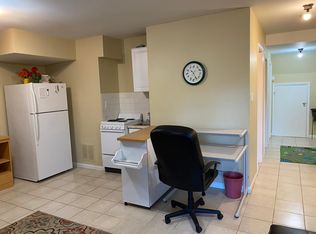 8216 La Faye Ct, Alexandria, VA 22306