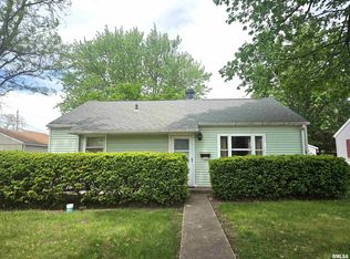461 W Fremont St, Galesburg, IL 61401