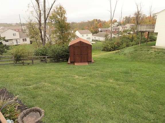 3rd image of 555 Tupelo Dr