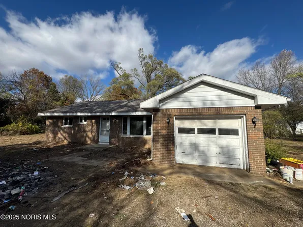 1568 County Road D, Swanton, OH 43558