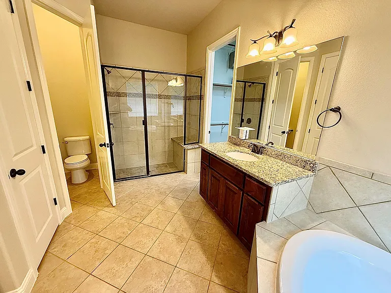 5512 Lipan Apache Bnd — Photo 14