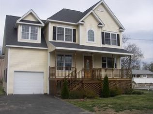 33 Pearl Ave, North Providence, RI 02904