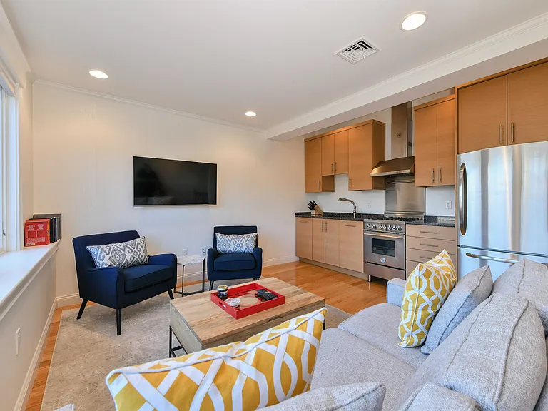 643 Tremont St #3 — Photo 4