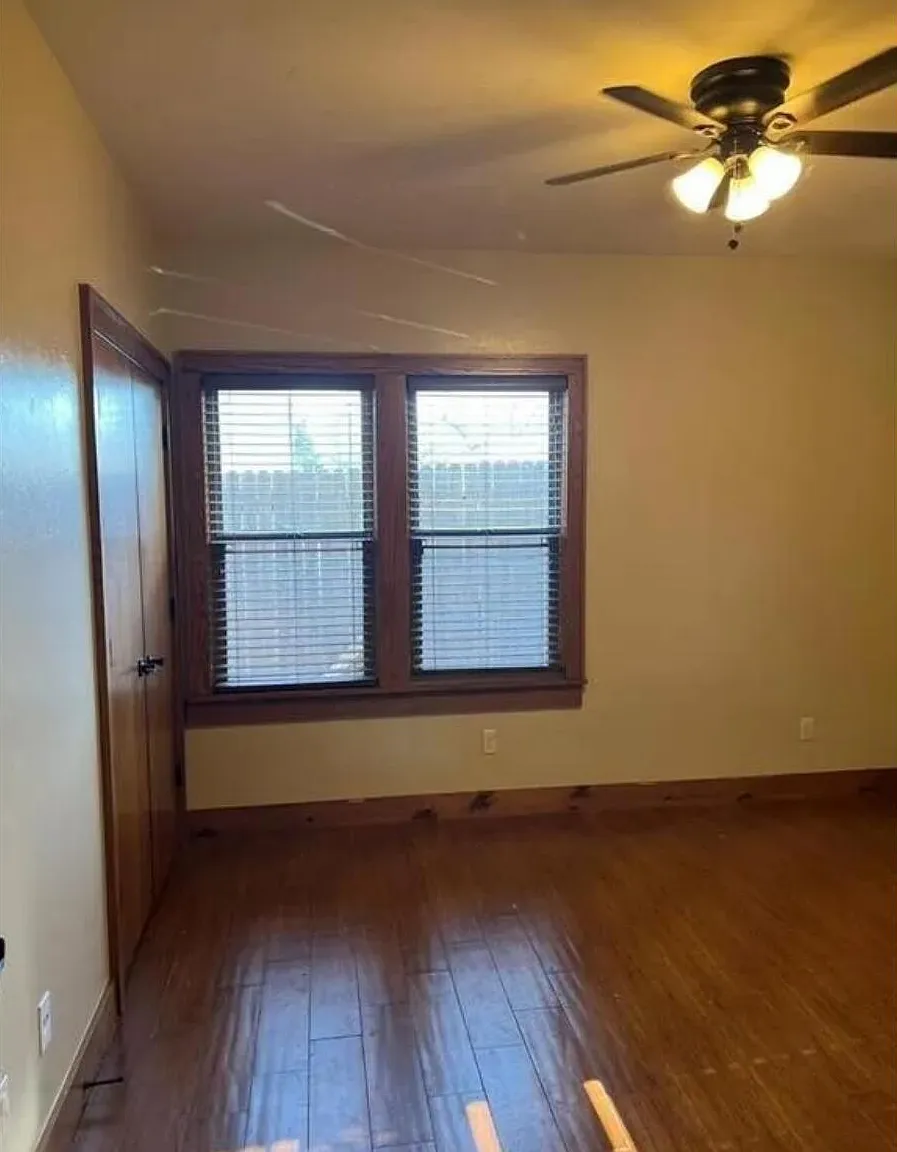 1 bed, 1100 sqft, $995 — Photo 3