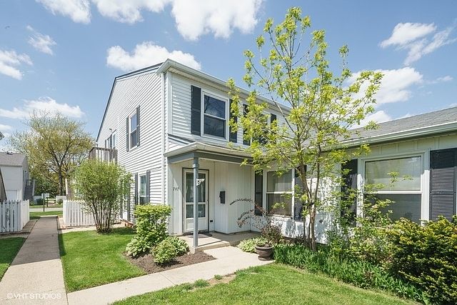 1st image of 747 Wellington Ave #747