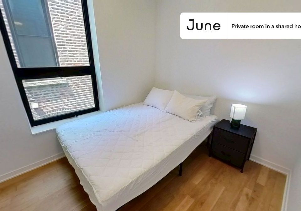1st image of 2122 S Hoyne Ave #B