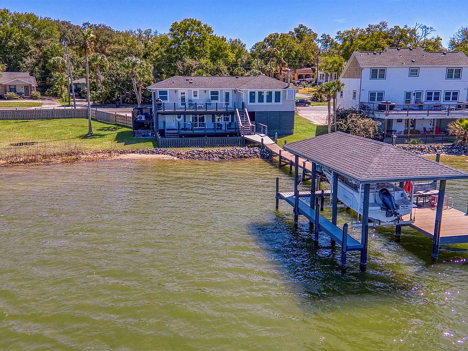 1st image of 1105 Bayou Blvd