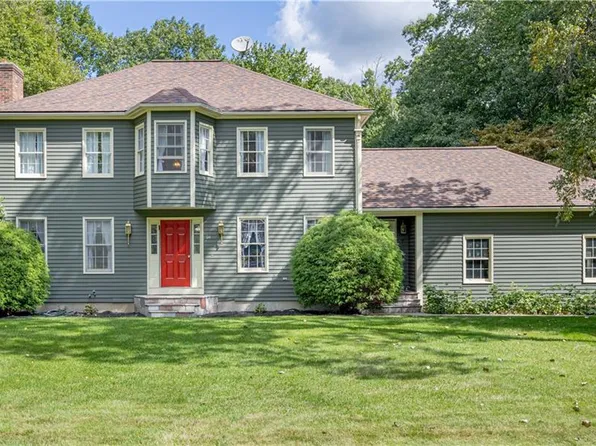 64 Shaw Dr, Glocester, RI 02857