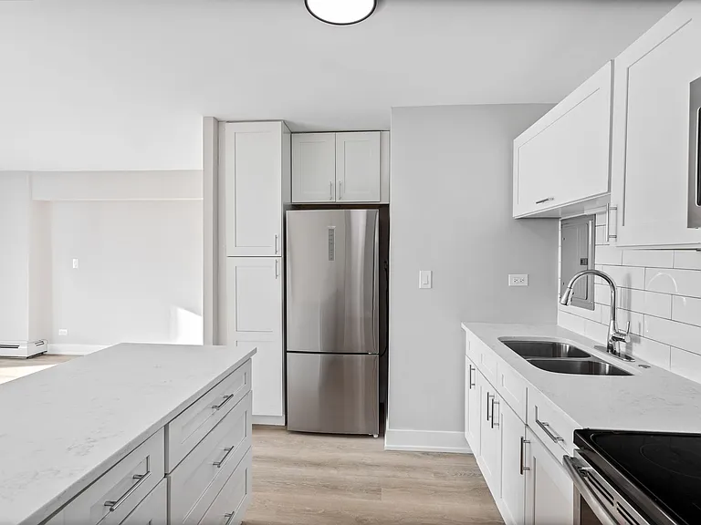 The Duplex Tower — Photo 148
