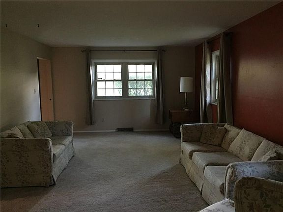 2nd image of 2149 Snead Cir