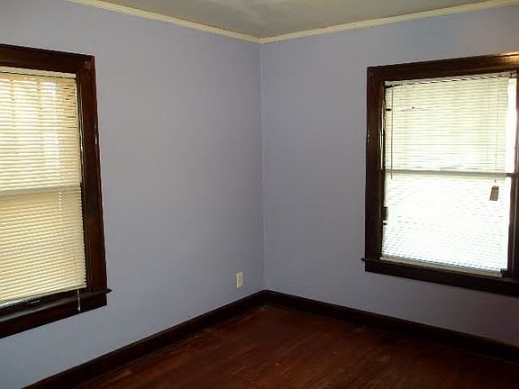 5th image of 302 N Crawford St