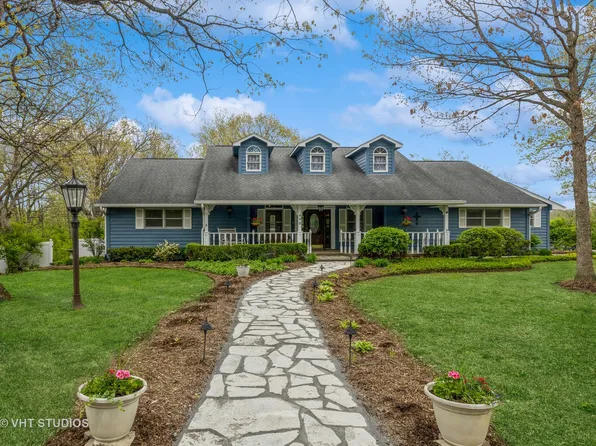 490 Bryan Trl, New Lenox, IL 60451