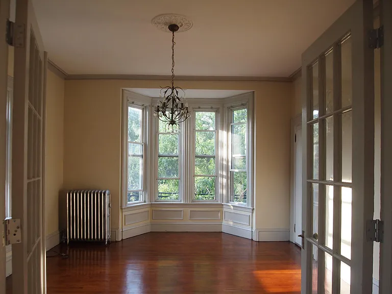 68 Wood St #2 — Photo 1