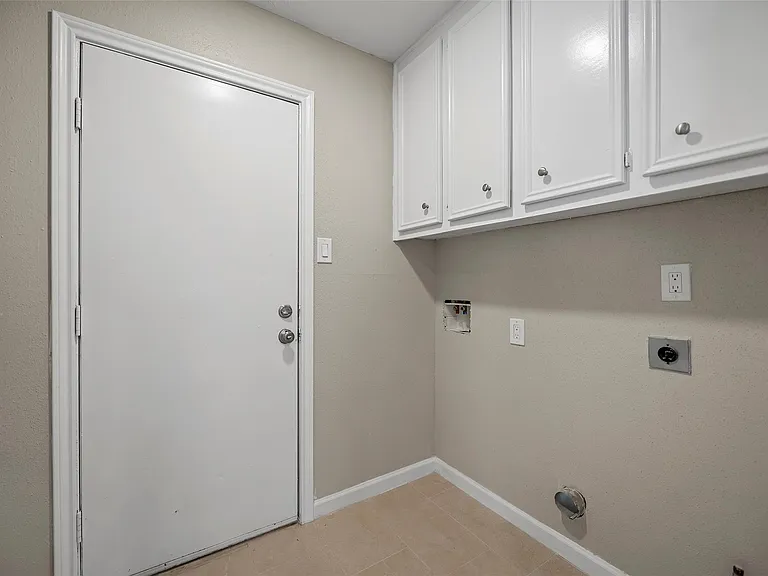 1015 Rock Canyon Dr — Photo 19