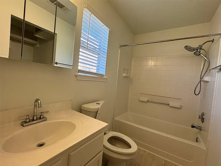 11927 Mule Springs Dr — Photo 8