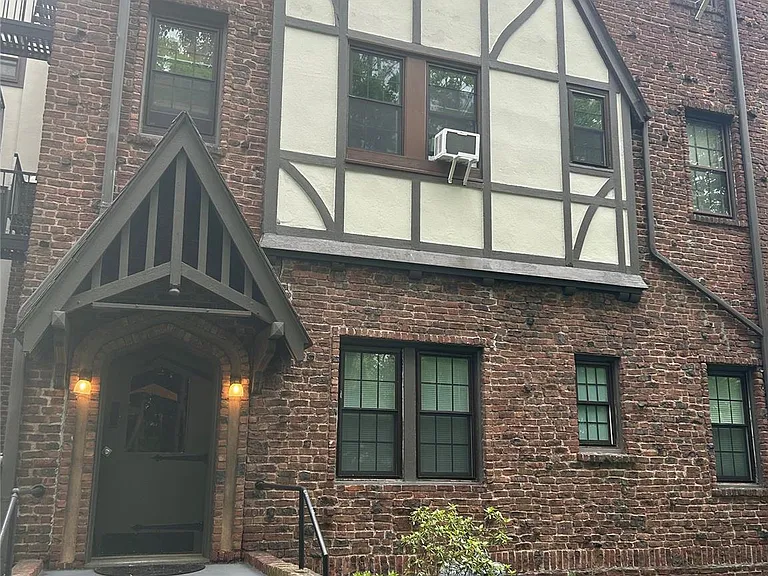 1 Haven Ct #N2A — Photo 1