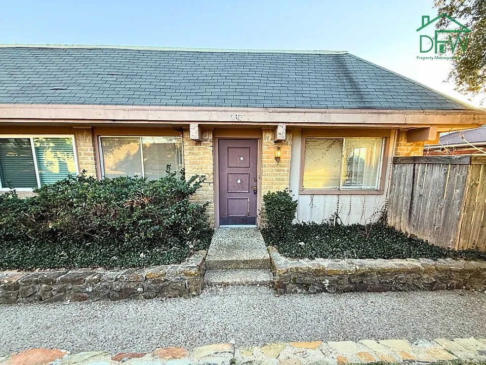 2613 Amherst Ct
